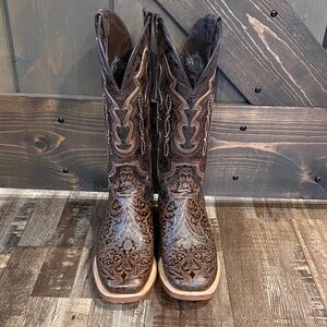 Tanner Mark Brown Embossed Western Cowboy Boots size 8.5 ***EXCELLENT CONDITION*